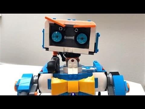 Lego Boost Brings Robotics to a Younger Audience